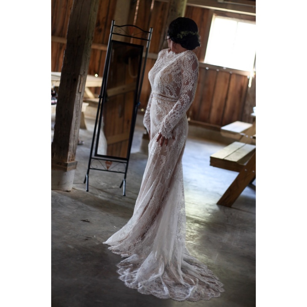 Calla Blanche Wedding Dress - Picture 3 of 3